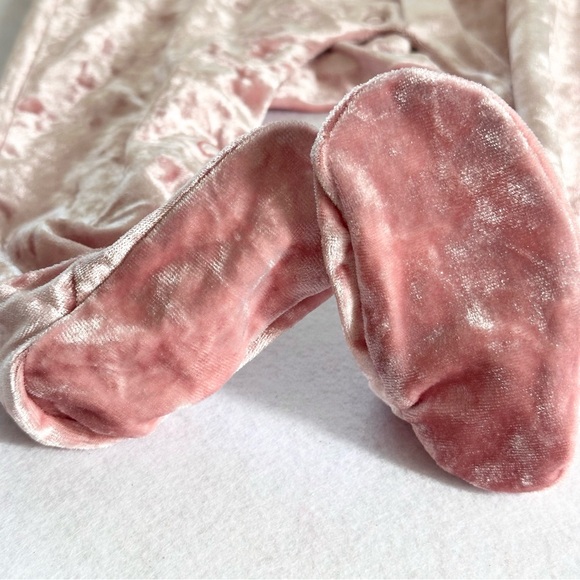 Blush Velvet baby 6 months outfit infant jumpsuit with headpiece baby girl - Picture 7 of 12